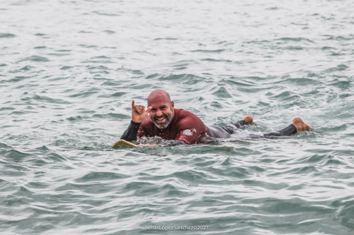 Free Surfers